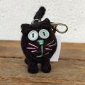 włoczkowy czarny kot brelok