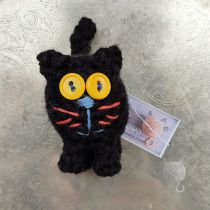 czarny włóczkowy kot magnes